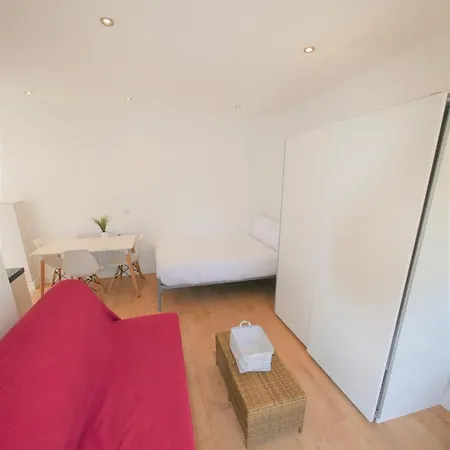 Turay Court Holiday Apartments Bournemouth Exterior photo